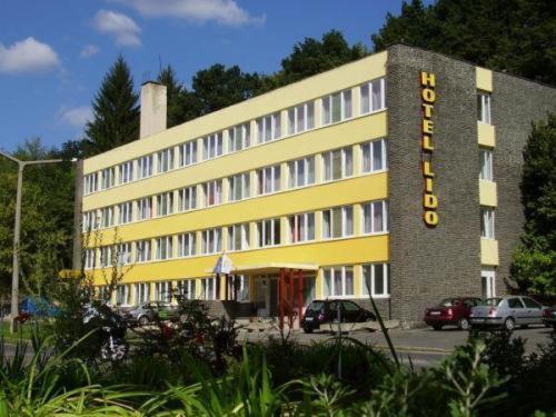 Hotel Lido Miskolc Exteriör bild